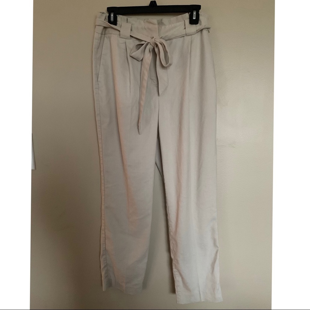 High-waisted dress pants